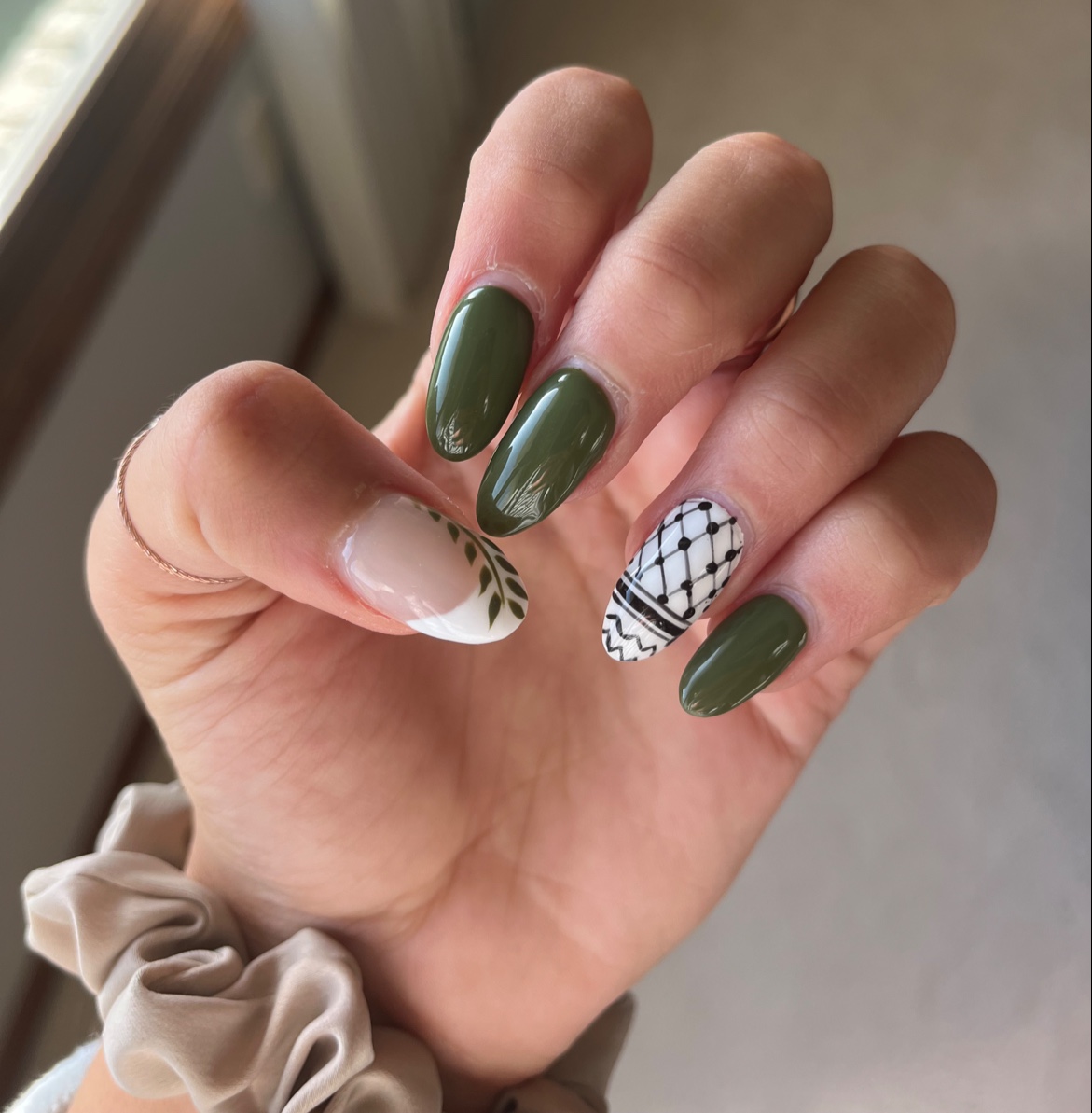 Natural Nails nail photo 3